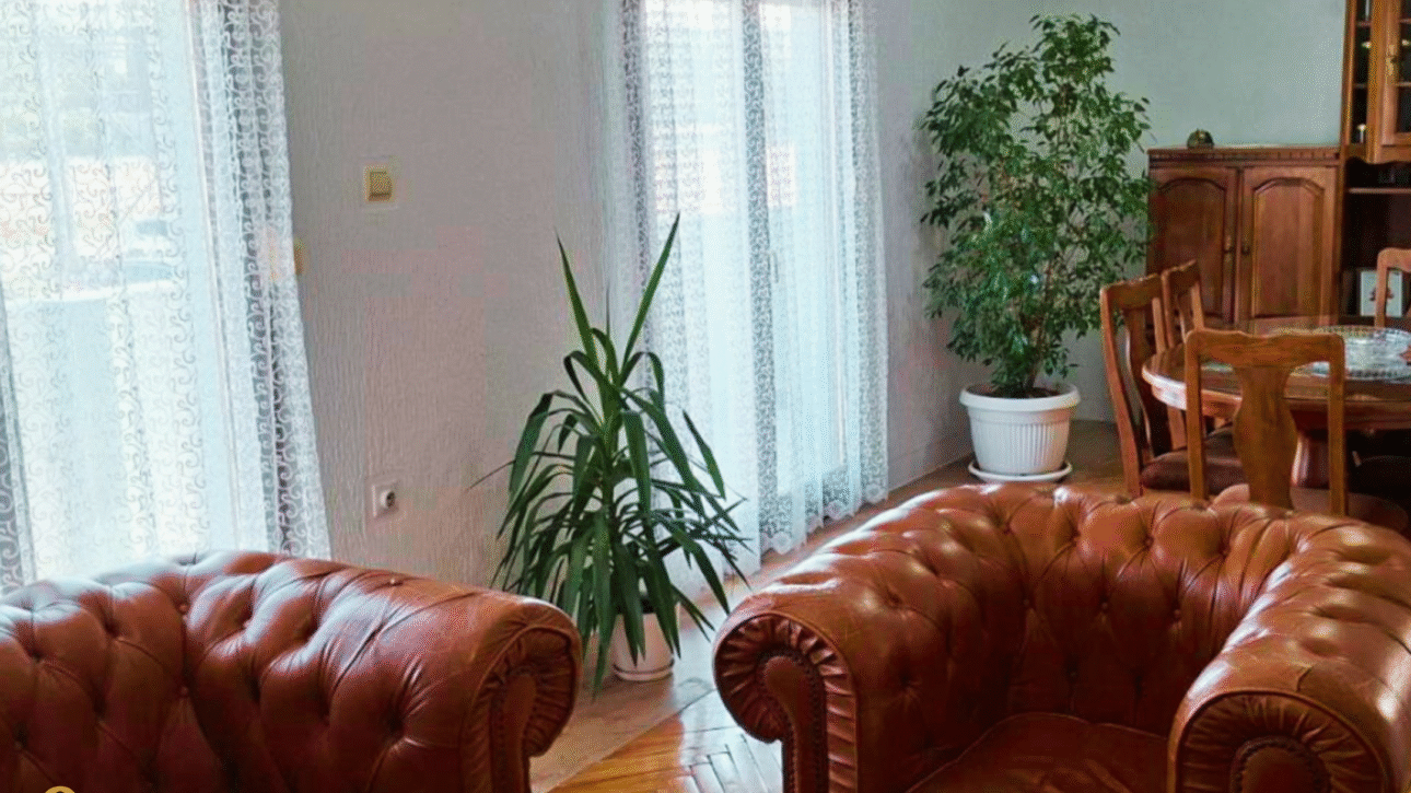 IZDAJE SE NAMJEŠTENA KUĆA | ZAGORIČ | 100 m² | 3 SPAVAĆE SOBE + DODATNE PROSTORIJEZakup: 500 €