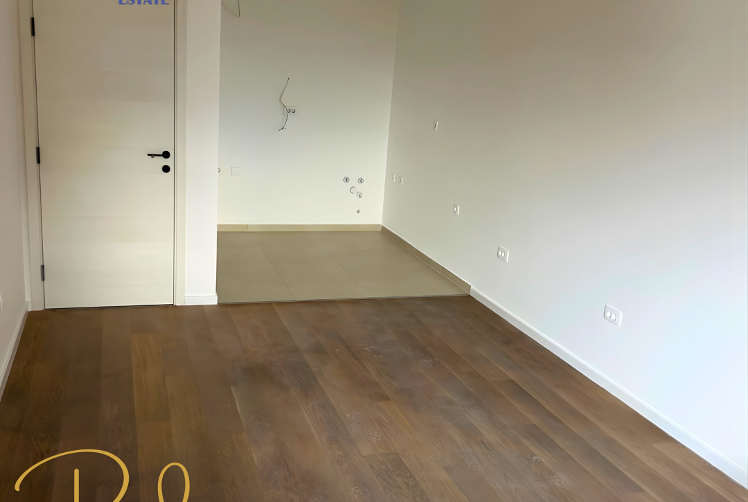 PRODAJE SE JEDNOSOBAN STAN SA GARAŽOM U CIJENI | STARI AERODROM – DADI KOMPLEKS | 44 m² | 130.000 €