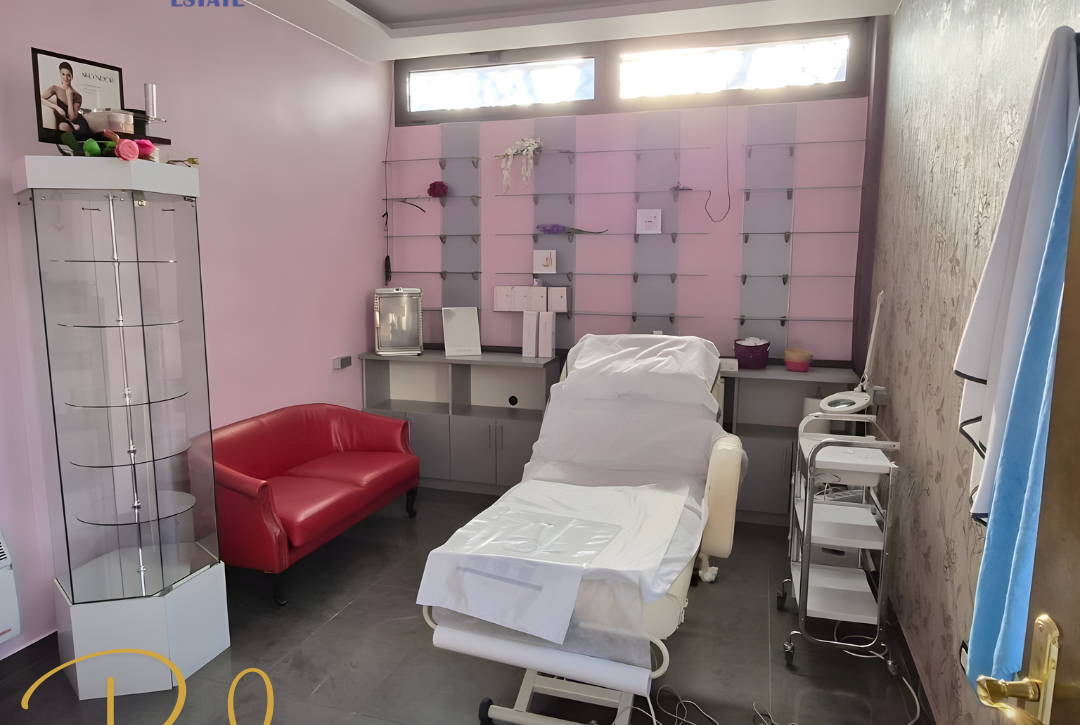 PRODAJE SE POSLOVNI PROSTOR | PEJTON – PODGORICA | 60 m² | 180.000 €